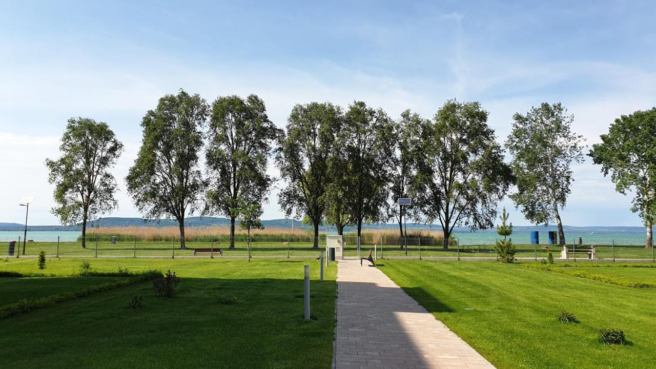 Lelle Resort B20 Balatonlelle Zewnętrze zdjęcie